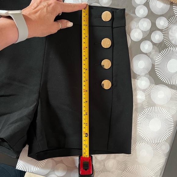 Express high-rise gold button shorts - Picture 6 of 7